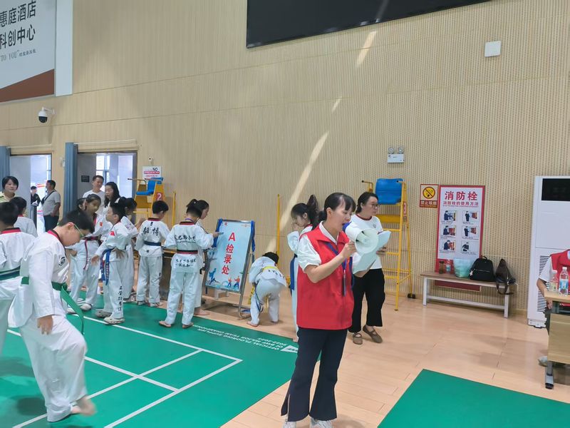 15611657.jpg 2.jpg